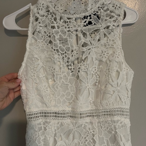 Beautiful DO+BE white Lace dress - Picture 3 of 4